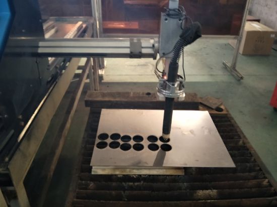 Cina Gantry Type CNC Plasma Cutting Machine, memotong plat baja dan mesin bor harga pabrik