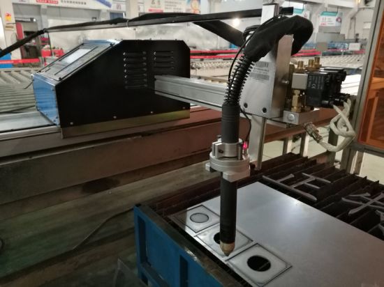 Lembaran logam Cina cnc mesin pemotong plasma dengan obor